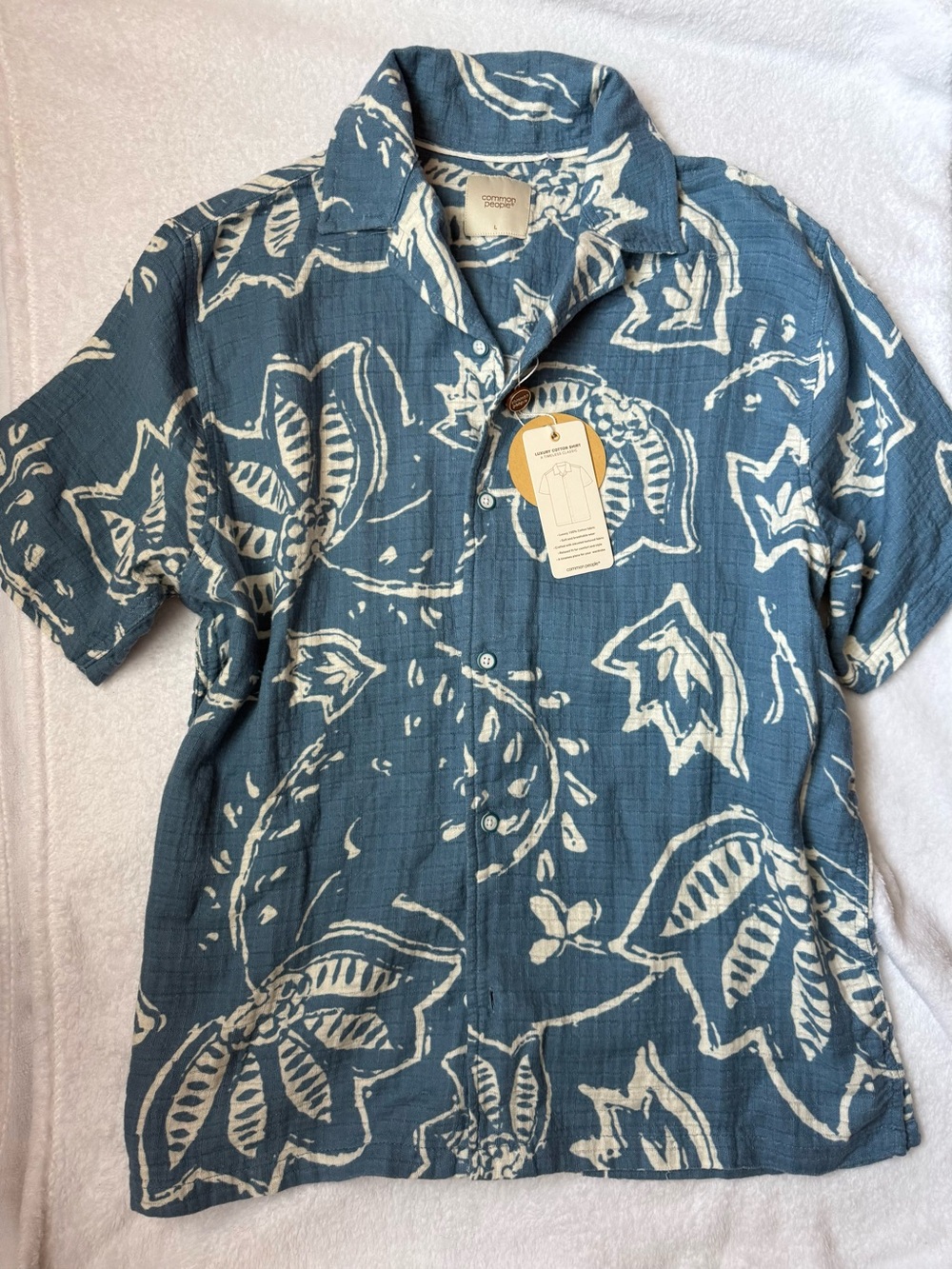 Men's Blue Floral Short-Sleeve Button-Down Shirt